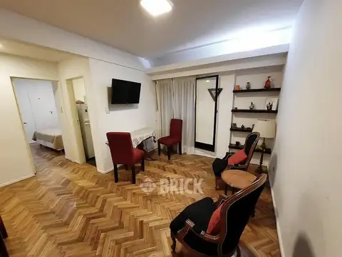 PEÑA AL 2200 - IMPECABLE BAÑO Y COCINA COMPLETOS