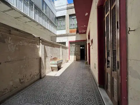 Depto Tipo Casa en Alquiler 90 años