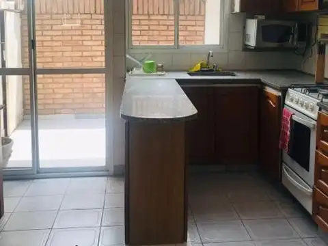 VENTA. PARAGUAY Y LA PAZ- DEPARTAMENTO 3 DORMITORIOS