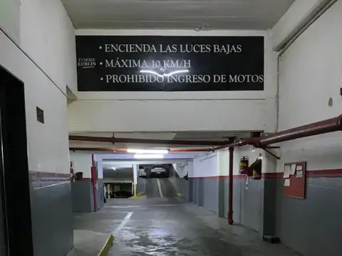 COCHERA EXCELENTE UBICACION RECOLETA