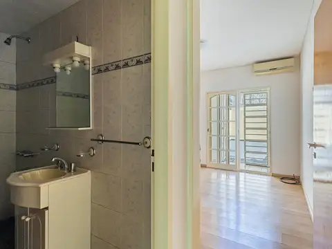 Depto Tipo Casa 2 ambientes con 1 baño