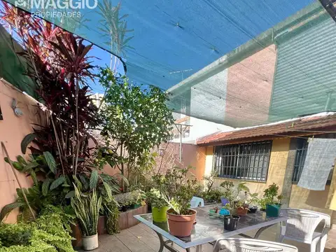 Depto Tipo Casa en Venta 25 años