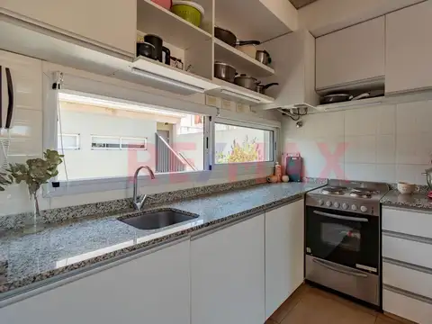 Depto Tipo Casa en Venta en Villa General Mitre, USD 135.000