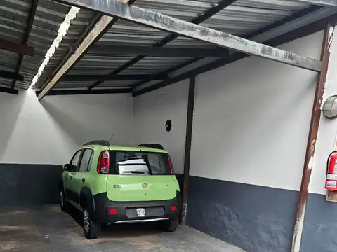 VENTA COCHERA CARLOS CALVO  BARRIO SAN CRISTOBAL