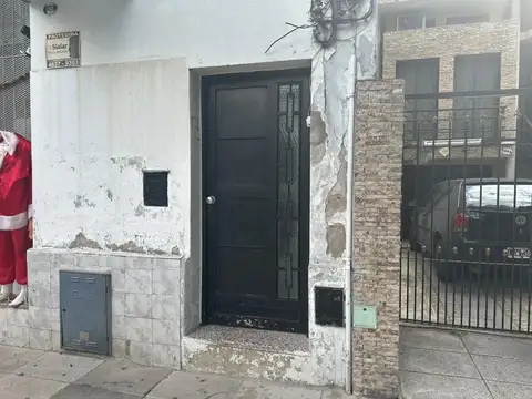 Villa Santa Rita PH 3 amb. frente c/balcon y patio Cuenca 1026 y Av. Juan B. Justo