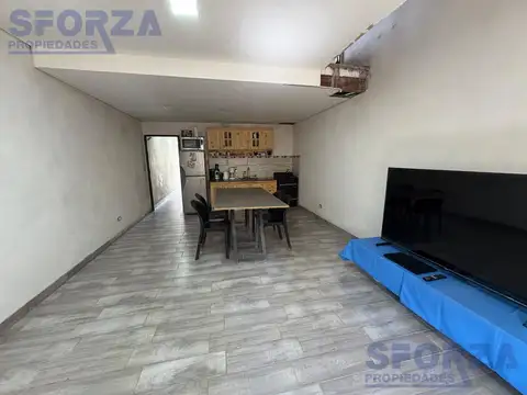 Depto Tipo Casa en Venta de 3 ambientes