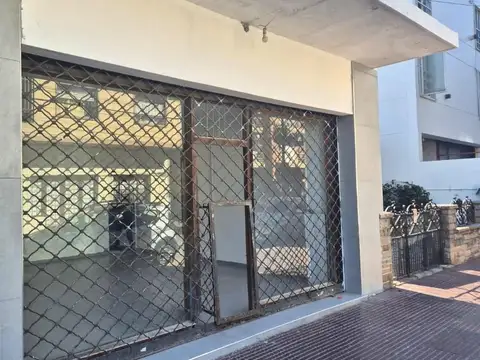 Local en Alquiler 50 años