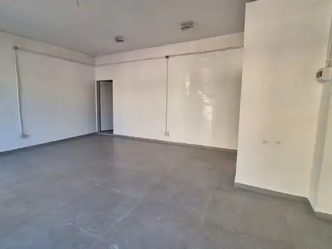 LOCAL COMERCIAL  \u005Cu002D ALMIRANTE BROWN  3100