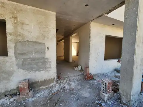 Avenida Ricardo Rojas 7800