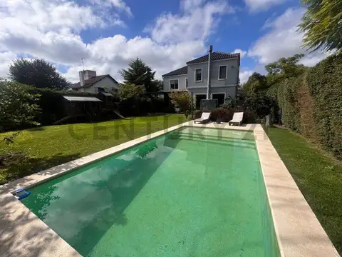 Espectacular Casa en BELLA VISTA - ZONA ESPECTACULAR - 4 dormitorios APTA CRÉDITO