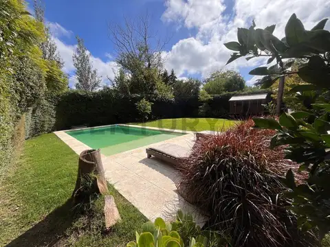 Lamadrid 200, Piso 0