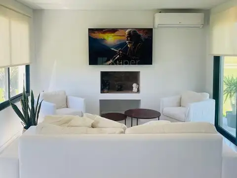 Casa en Venta en El Naudir, USD 430.000