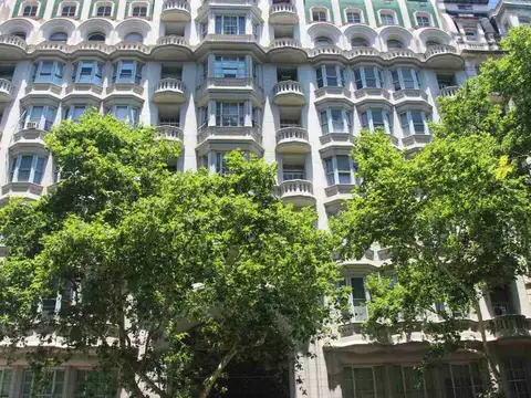 Oficina en el Palacio Barolo (Baño/Cocina-Propios)