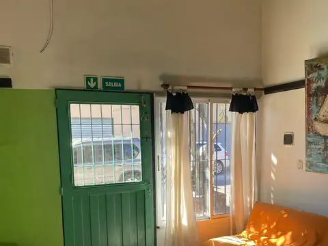 Local en Venta en Olivos, USD 90.000