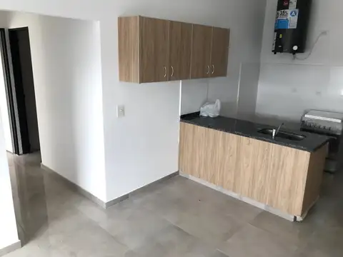 Departamento 3 ambientes con balcón