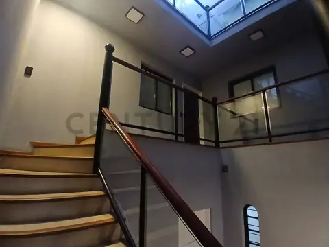 Oficina en Alquiler en Olivos, USD 2.990