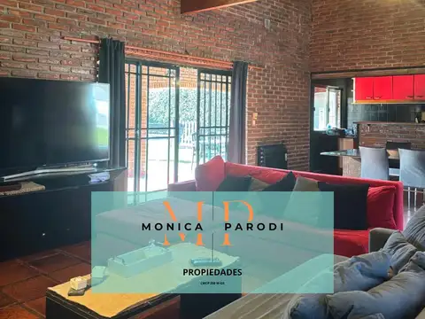 Casa 5 ambientes con 2 baños