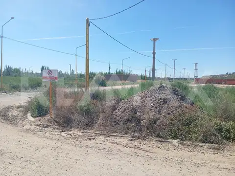 Terreno en Venta en Centenario, USD 38.500