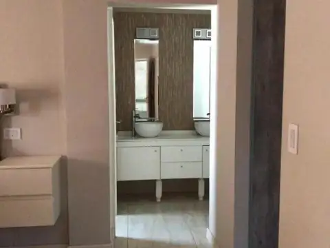 Casa en Venta en Ezeiza, USD 230.000