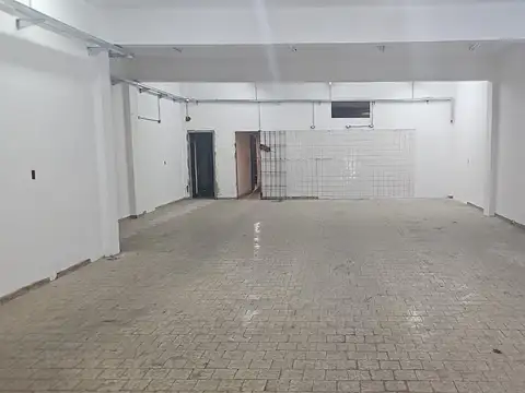 Local en Alquiler en Monserrat, $ 1.400.000