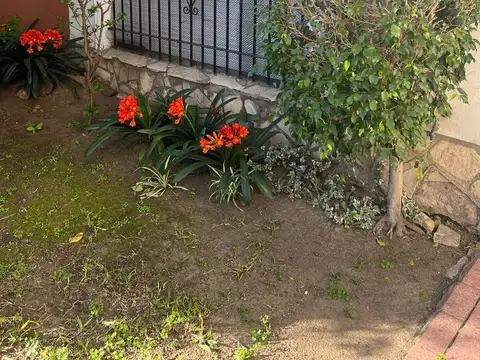 Depto Tipo Casa en Venta en Villa Martelli, USD 112.000