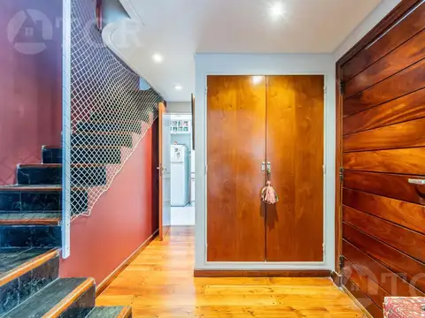 Casa 6 ambientes con 3 baños