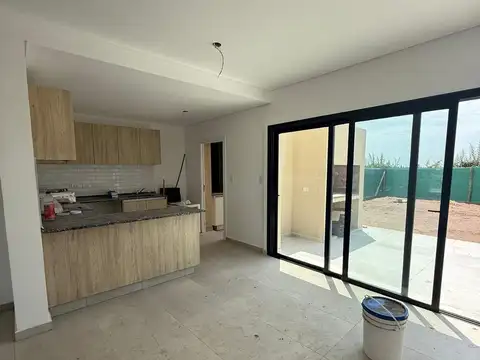 Venta Dúplex Barrio Privado Ciro de Vieytes, Maipú
