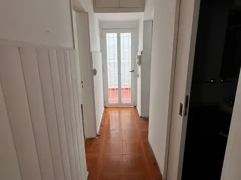 Depto Tipo Casa en Venta 40 años