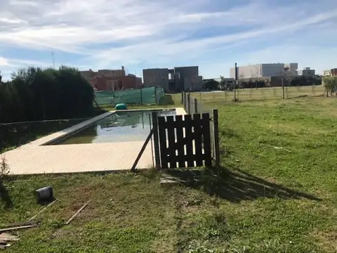 Casa en Alquiler en El Cantón - Barrio Puerto, USD 1.400