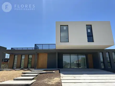 Flores Prop. Vende Casa en La Diligencia - Pilara - Pilar