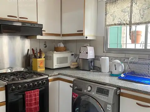 Depto Tipo Casa en Venta con 1 cocheras