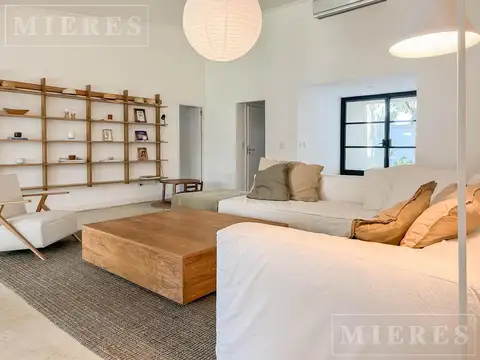 Casa en Venta al Este