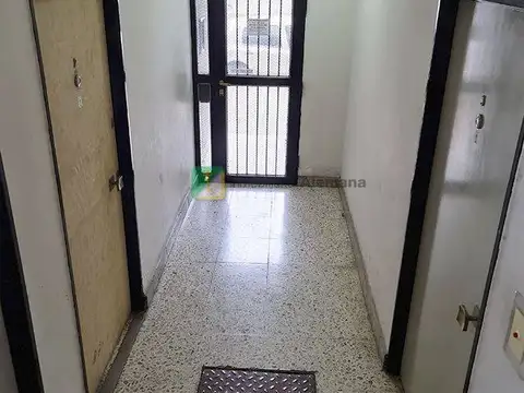 C 29 ZOLA . E , Piso 1