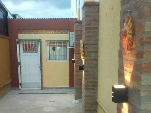 Depto Tipo Casa en Venta de 5 ambientes