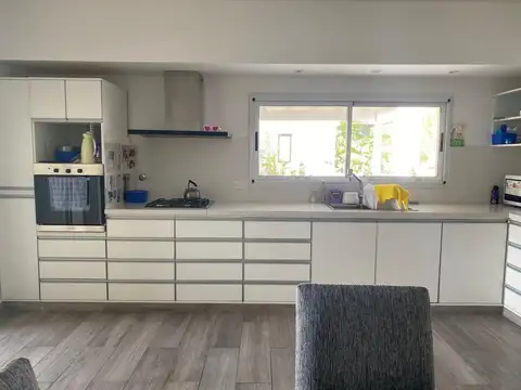 Casa en Venta al Este