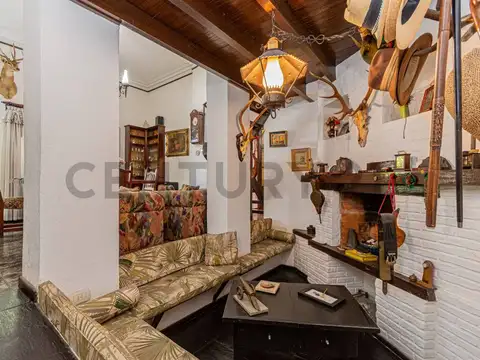 VENTA CASA 5 AMBIENTES VILLA SANTA RITA
