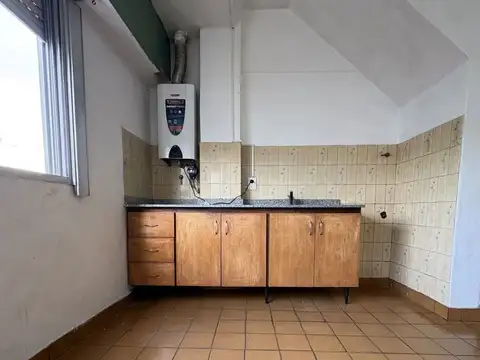 Depto Tipo Casa 3 ambientes con 1 baño