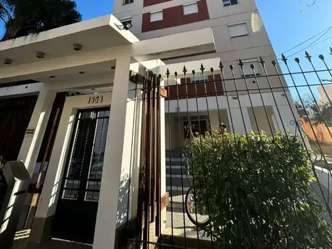 27 De Abril 1900, Piso 11