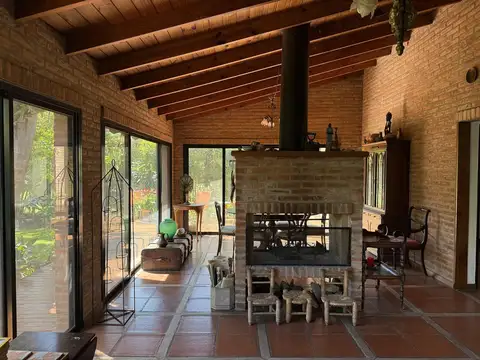 Casa en Alquiler Temporal con 1 cochera