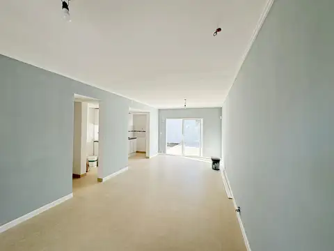 Casa 4 ambientes con 1 baño