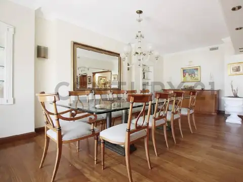 Departamento en Venta con 2 cocheras