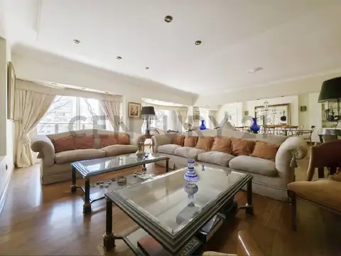 MALVINAS ARGENTINAS 200, Piso 5