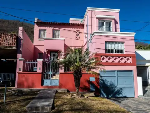 Tres Cerritos. Los Parrales 600