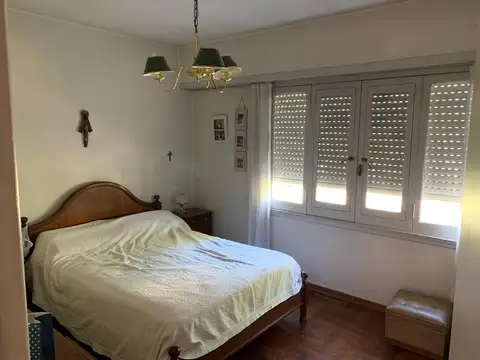 Oficina 4 ambientes con 1 baño