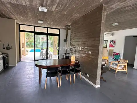 Casa en Venta en El Aromo, USD 230.000