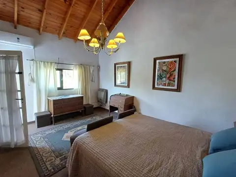 Casa 6 ambientes con 3 baños