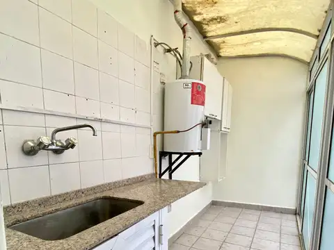 Depto Tipo Casa 3 ambientes con 2 baños