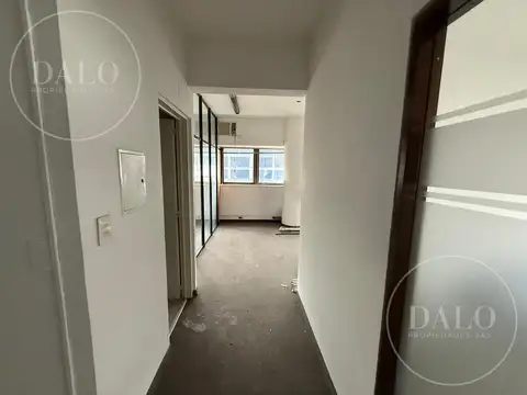 Oficina en Alquiler al Norte