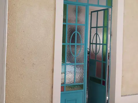 Casa en Venta en Castelar Sur, USD 140.000