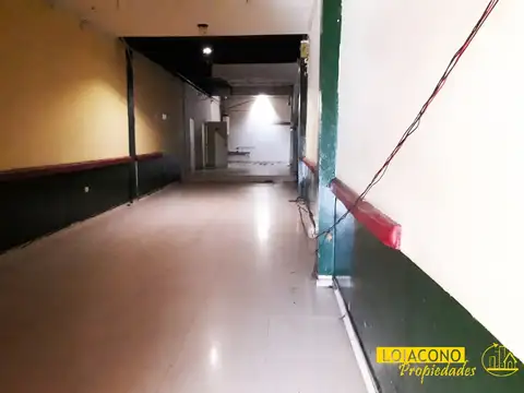 Local en venta - Av. Riestra al 5700 - Loiacono Propiedades